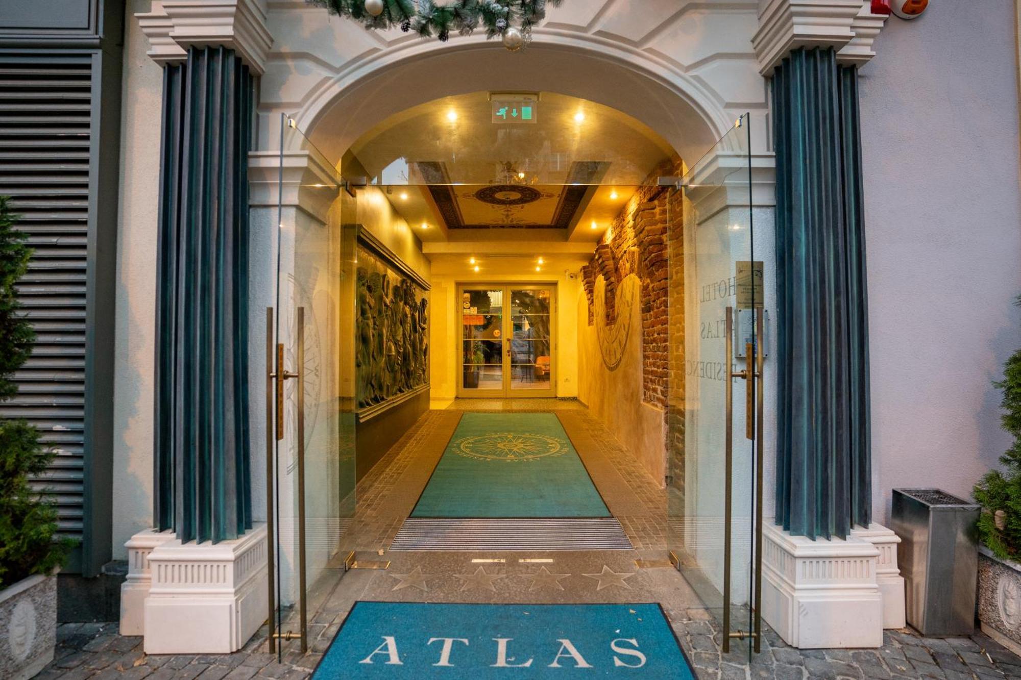 Atlas Hotel Timisoara Exterior photo