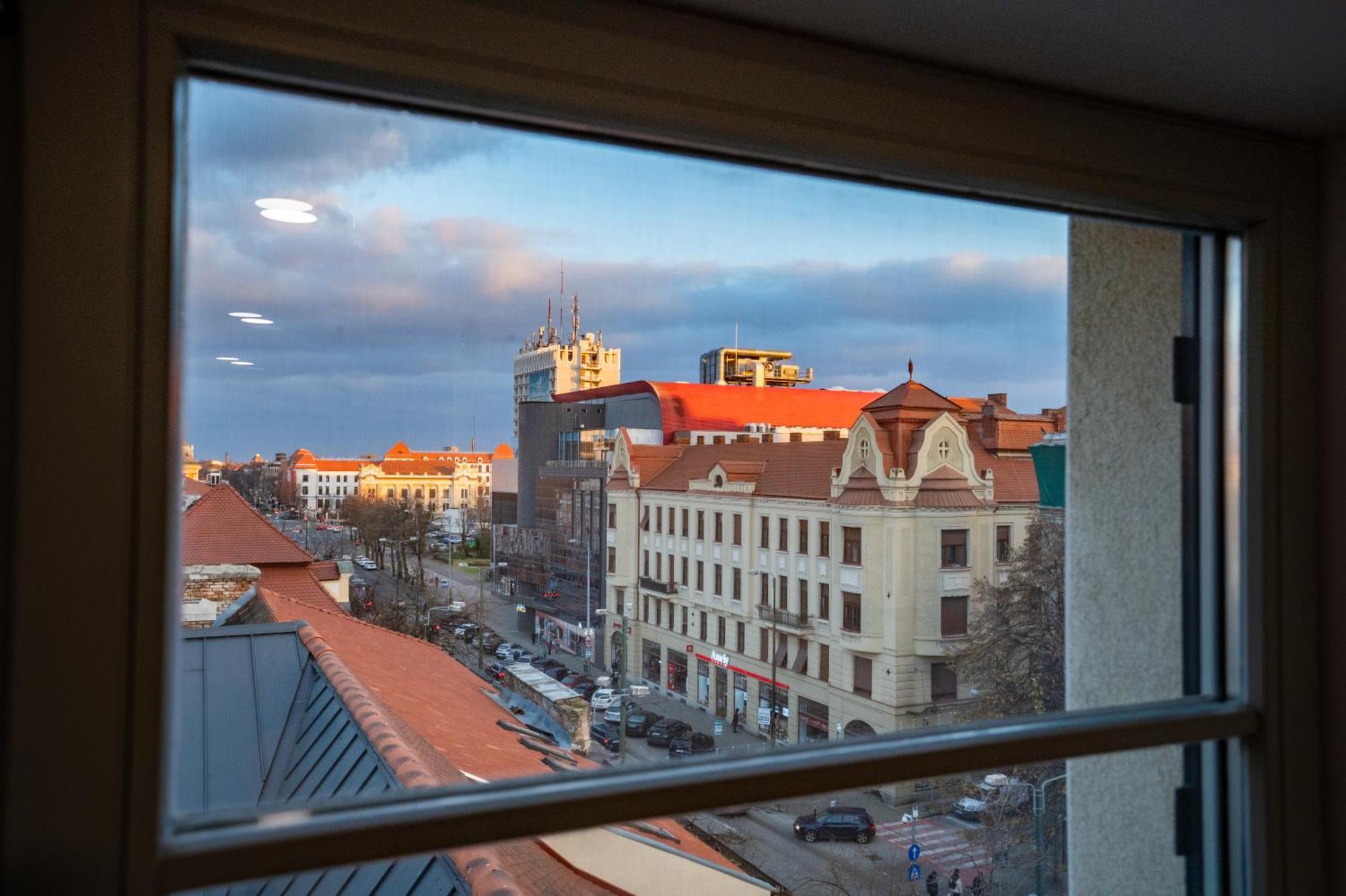 Atlas Hotel Timisoara Exterior photo